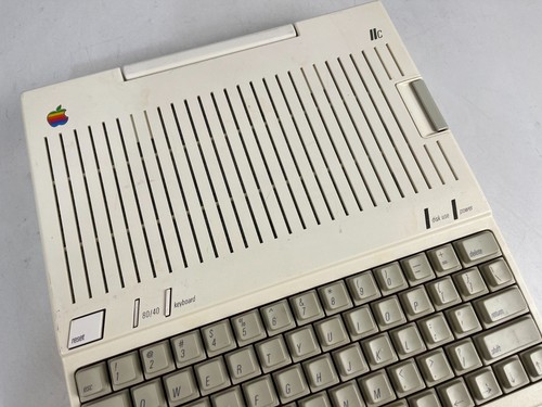 Computer vintage apple iic - computer,