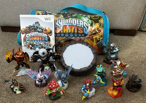 Skylanders giants wii bundle - wii,