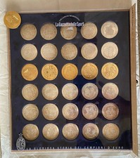 Collezione 30 medaglie Milan