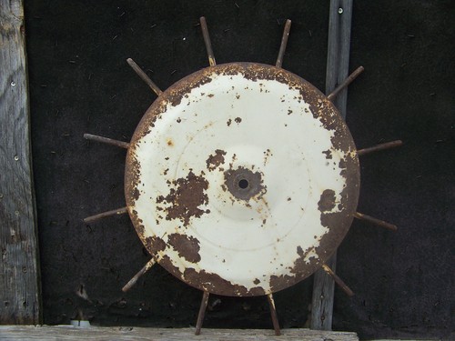 Zappatrice rotante arrugginita