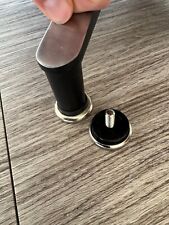 Poltrona a sdraio Herman Miller Eames con piedini a stelo filettati 1-1/4 pollice #670