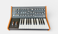 Moog Subsequent 25