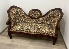 Divanetto classico stile Luigi