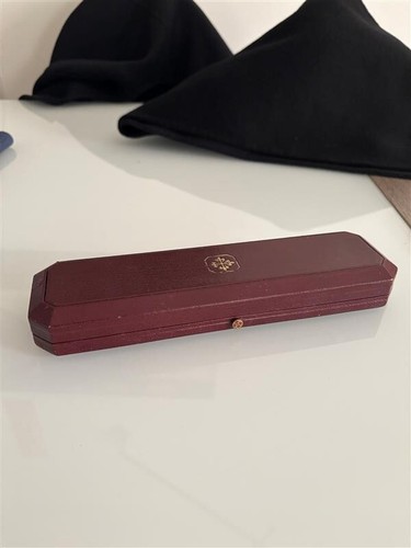 Vintage leather box - vintage, patek