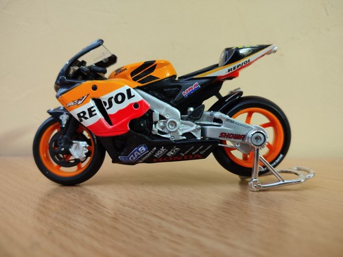 Moto altaya 18 honda - 1/18,