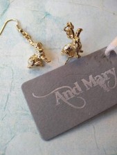 Orecchini a goccia con ciondolo coniglietto coniglio lepre placcato oro di e Maria