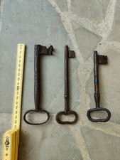 Lotto 3 chiavi antiche da identificare