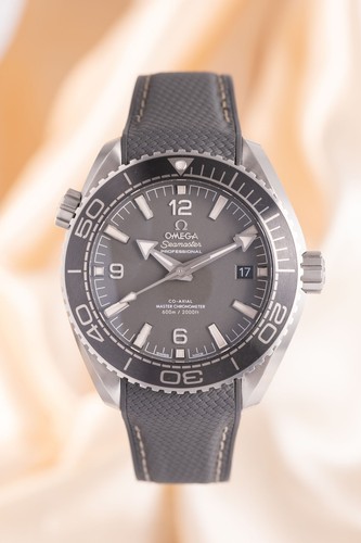 Omega seamaster planet ocean - omega,