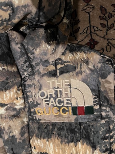 Giubbotto north face gucci - face,