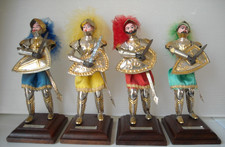 PALADINO PUPO SICILIANO ARGENTATO DORATO SU BASE LEGNO ANNI '80