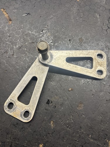 Staffe supporto motore