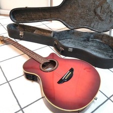 Yamaha APX-6SA Chitarra