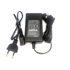 Caricabatteria universale per