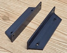 Orecchie di montaggio per