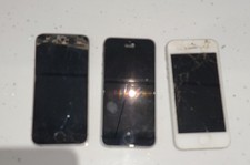 3x iPhone 5s per ricambi