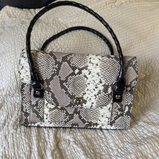 PATRICIA NASH SANABRIA PYTHON