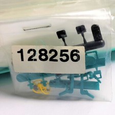 BUSTINA DI ACCESSORI IN