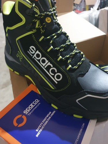 Scarpe antinfortunistica - scarpe,