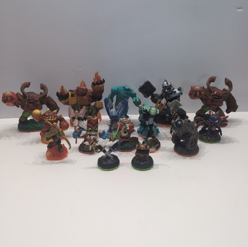 Lotto figurine skylanders - 18,