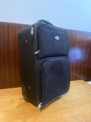American tourister - american,