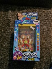 GIG Piccolo flipper knocks the