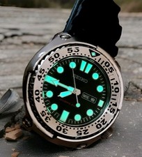 SEIKO Tuna Sawtooth Professional Scuba Diver’s 200 