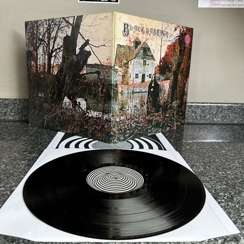 Vinyl black sabbath - black, self