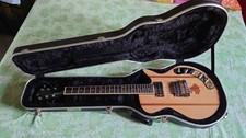 chitarra elettrica liuteria artigianale stile mod lespaul con custodia rigida