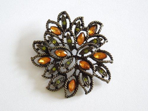 Spilla broche con pietre - con,