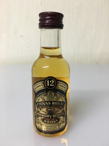 Mignon miniature chivas regal - chivas,