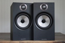 - Bowers & Wilkins 606 S2 -