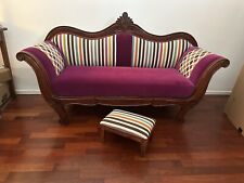 Splendido Divano Stile Liberty Con Poggiapiedi di ottima manifattura.