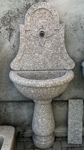 Fontana rosa granito - fontana,