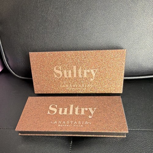 Anastasia beverly hills sultry - hills,