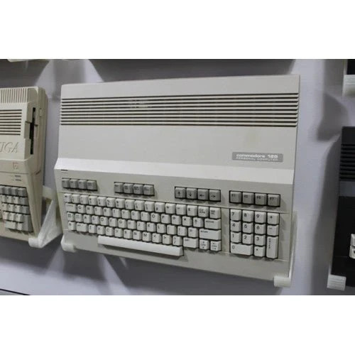 Commodore 128 supporto per