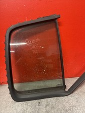 Custode Petite Vitre Porte