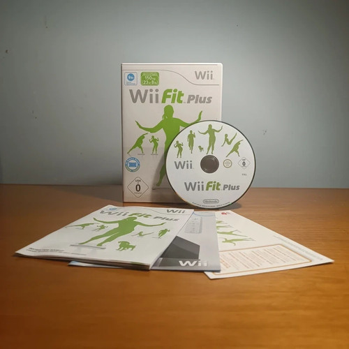 Wii fit plus nintendo - wii,
