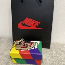 NIKE SB DUNK LOW FREDDY