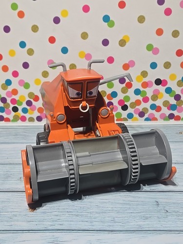 Disney pixar cars insegui - disney,
