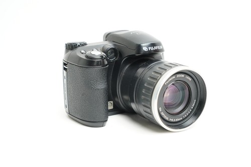 Fujifilm finepix s5600 - fujifilm,