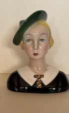 Essevi, Sandro Vacchetti. La Scolaretta. Delizioso bustino in ceramica policroma