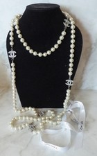 Collana lunga senza tempo classica originale 'Chanel' logo perle finte lunga 157 cm 62"