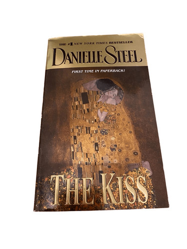 The kiss danielle steel - kiss, by