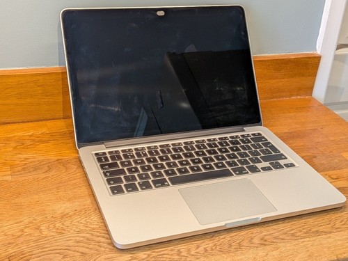 Apple macbook pro - pro, retina