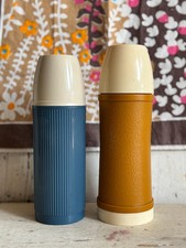 2 Thermos Vintage, Bottiglie