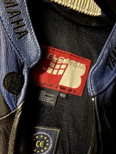 tuta in pelle da moto