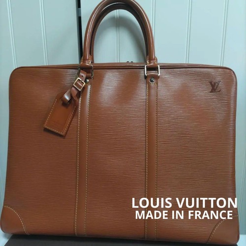 Pelle louis vuitton epi voyage - pelle,