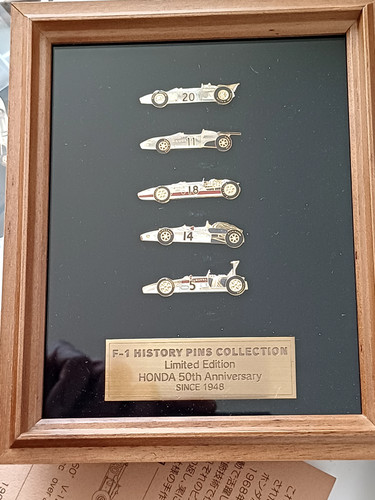 Honda history pins - ,