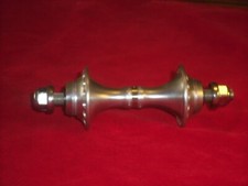 Mozzo anteriore vintage Campagnolo C-Record pista pista,32 .BELLO