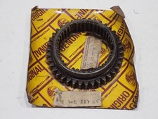 PORSCHE 911 INGRANAGGIO RUOTA DENTATA DEL CAMBIO FONDO MAGAZZINO NOS (ST99)